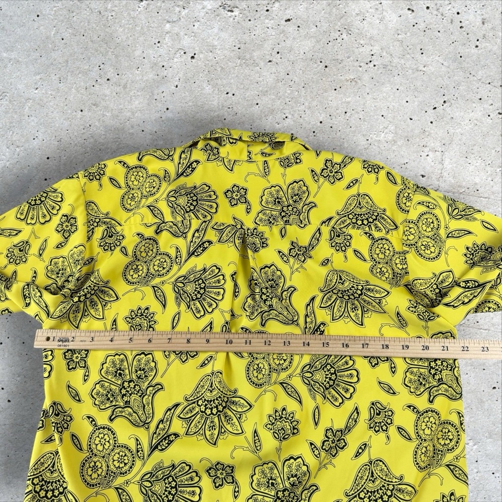Saunders x RTR Rox Top Yellow Floral Short Sleeve V-Neck Button Front Sz 6 - Picture 8 of 8